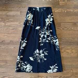 Intriguing Threads 90s Floral Midi Skirt